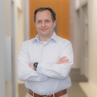 Dr. Richard Stoebner